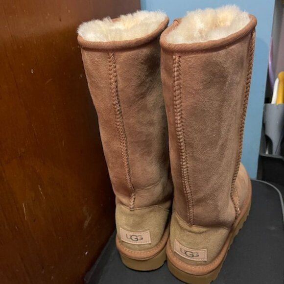 UGG® Classic II Genuine Shearling Lined Tall Boot - Picture 11 of 16